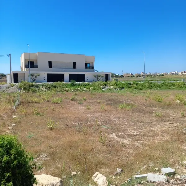 Terrain constructible à vendre à maamoura