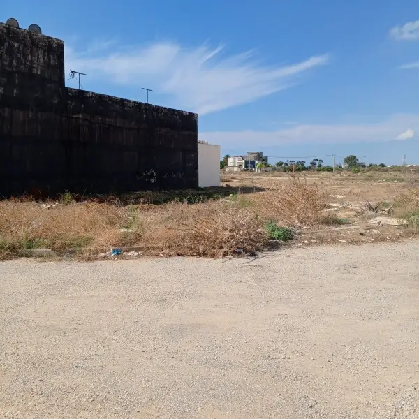 Terrain constructible à vendre à maamoura plage